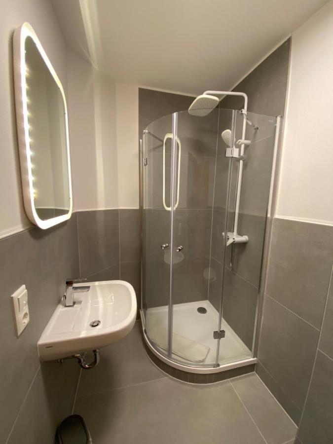 Zur Waldlust Hotel Frankfurt am Main Kültér fotó